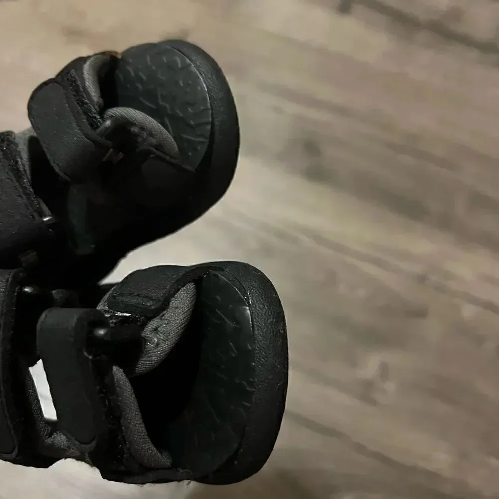 Baby toddler sandals size 1